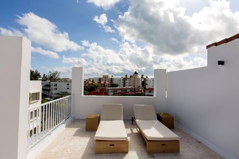 Patio, Day, View (from property/room), Balcony/Terrace, Balcony/Terrace, Seating area