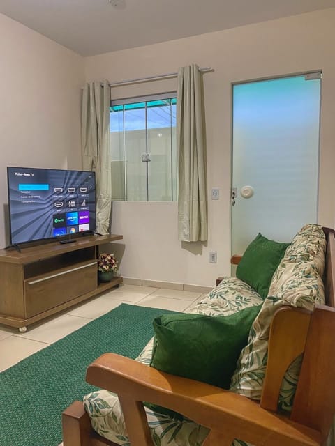 Communal lounge/ TV room, TV and multimedia, Living room