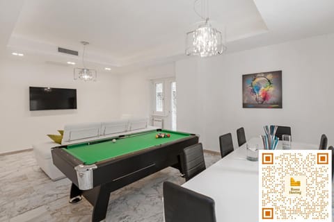 EasyStayRome 10 Pax 3 Baths 1 Min from Metro Apartment in Rome