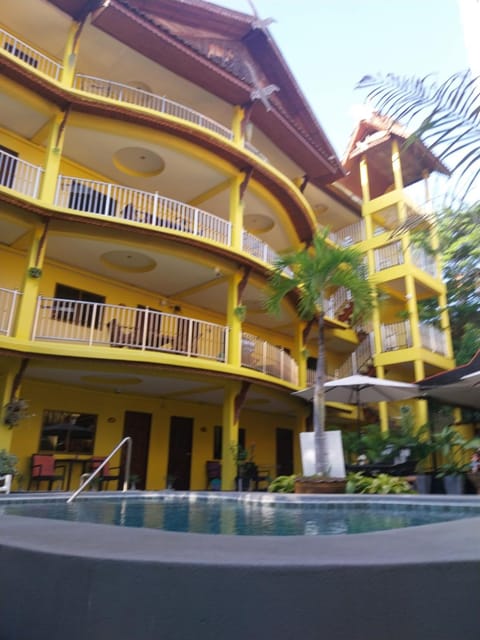 Property building, Swimming pool