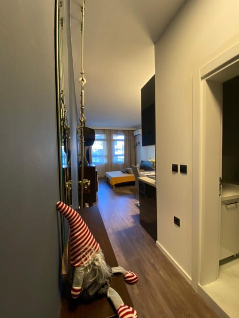 Kitchen or kitchenette, Living room, Bedroom