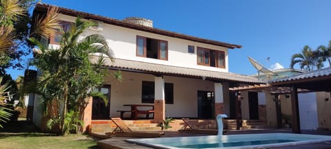 Property building, Garden, Swimming pool
