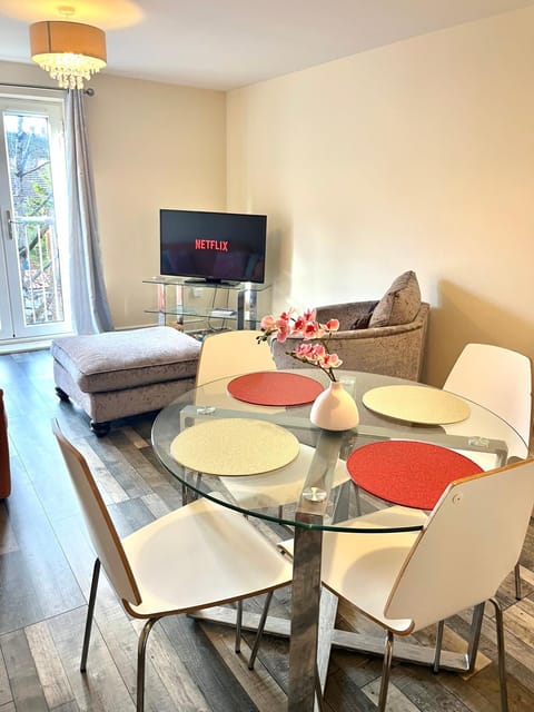 Spacious two bedrooms apartment for business and holiday Apartment in Portsmouth