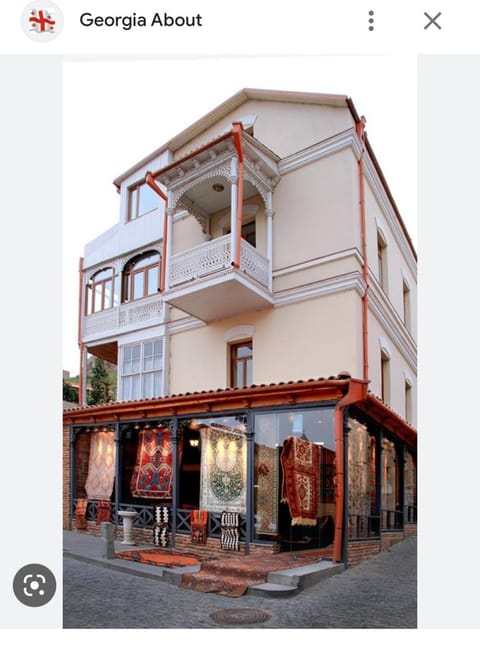 Property building, Street view