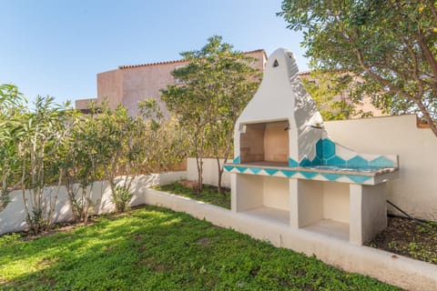 BBQ facilities, BBQ facilities