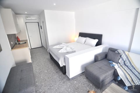 Zennova Sirene Luxury Studios Apartment in Halkidiki