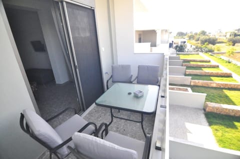 Zennova Sirene Luxury Studios Apartment in Halkidiki