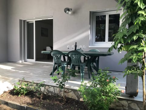 Patio, Balcony/Terrace