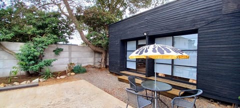 Patio, Garden