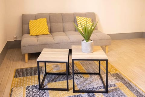 L'Urbain B - Tout équipé - Centre-Ville Gare Apartment in Montluçon