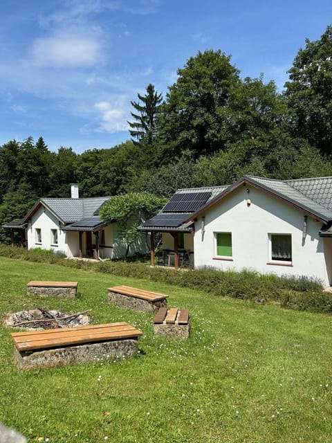 Property building, Garden, Garden view, Area and facilities