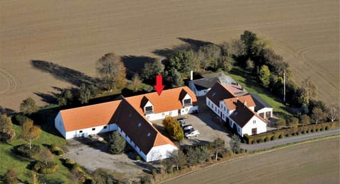 Property building, Bird's eye view