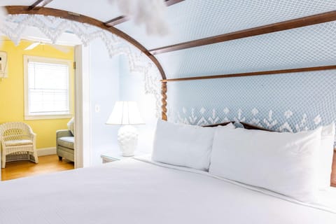 Deluxe King with Balcony - at James House with Parking! Inn in Key West