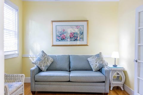 Deluxe King with Balcony - at James House with Parking! Inn in Key West