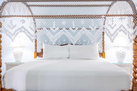 Deluxe King with Balcony - at James House with Parking! Inn in Key West