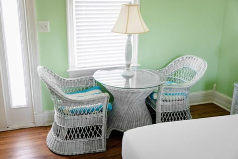 Deluxe King - Curry Mansion with Pool! Inn in Key West