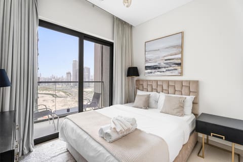 Bed, View (from property/room), Balcony/Terrace, Living room, Photo of the whole room, Bedroom, towels