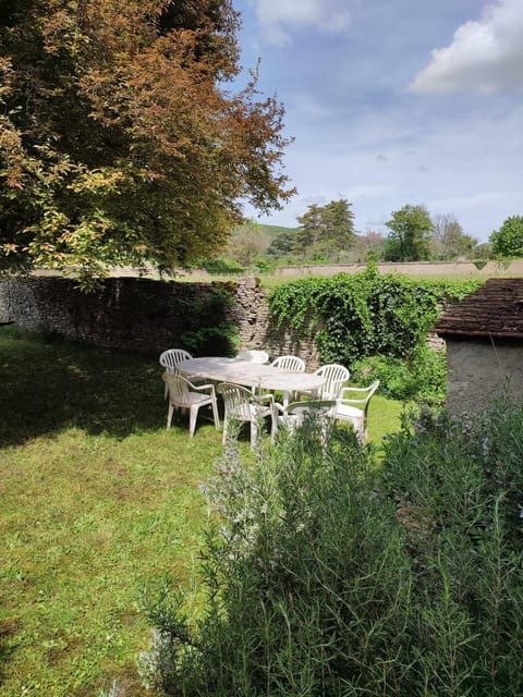 Le Clos du Château House in Bourgogne-Franche-Comté