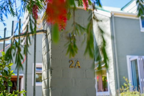 Best place ever - beach style cozy apartment Apartment in Cape Town