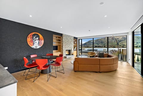 Living room, Seating area, Dining area
