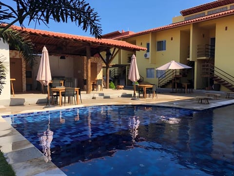 Property building, Patio, Day, Pool view, Swimming pool, sunbed