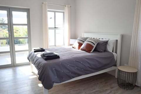 Kasteelberg Place • Stay Bed and Breakfast in Western Cape