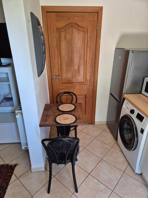 Studio équipé Brussels Apartment in Flanders