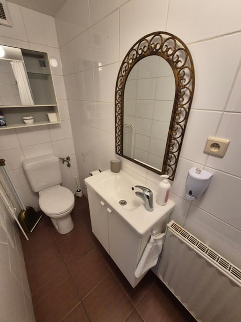 Studio équipé Brussels Apartment in Flanders