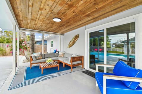 Tropical Dream - Pool - Firepit - Gazebo House in Largo