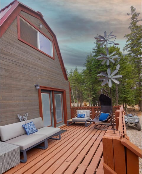 Property building, Patio, Day