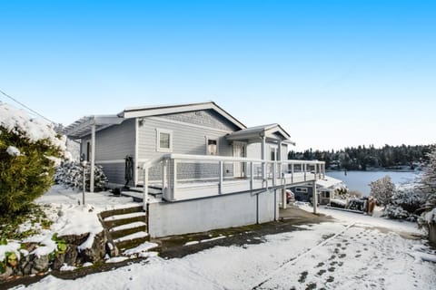 Suquamish Sanctuary House in Suquamish