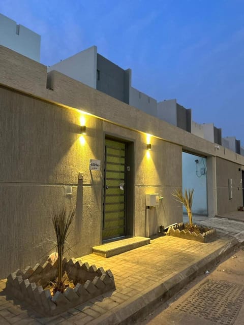 Property building, Night