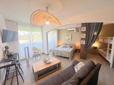 View (from property/room), Living room, Photo of the whole room, Seating area, Bedroom