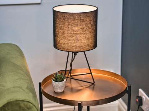 4 bed house - Drive and garage - Birmingham House in Birmingham