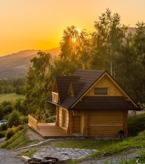 Property building, Natural landscape, Mountain view