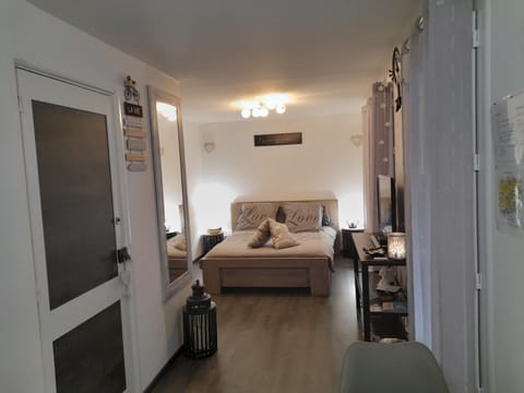 les arbousiers brignoles piscine et spa House in Brignoles