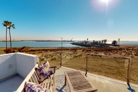 Gull Cottage House in Seal Beach