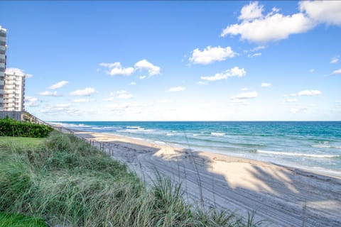 Highland Beach Palace House in Highland Beach