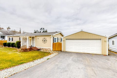 Chateau Camano House in Camano Island