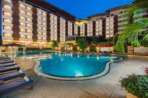 Property building, Swimming pool, Swimming pool
