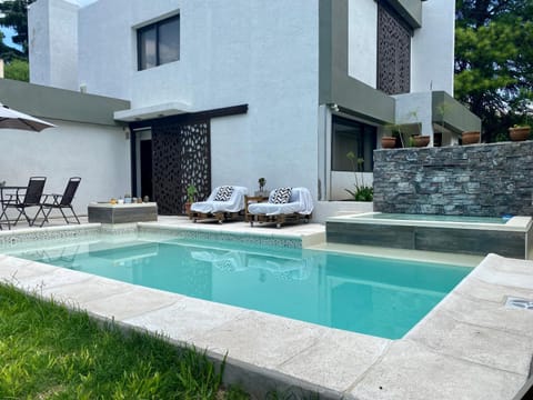 Hot Tub, Pool view, Swimming pool, Swimming pool