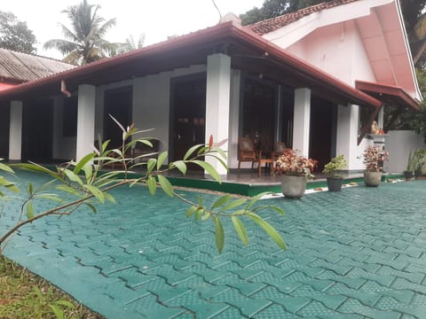 Property building, Garden