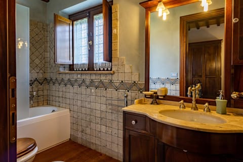 Bathroom, Bath