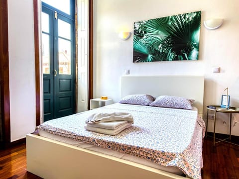 Balcony/Terrace, Bedroom, towels