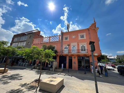 Property building, Day, Neighbourhood, City view, Street view, Location