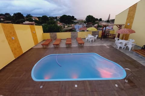 Swimming pool, Swimming pool