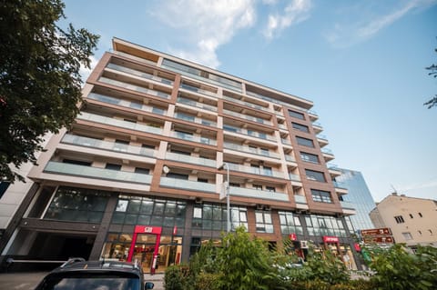 Property building, Location