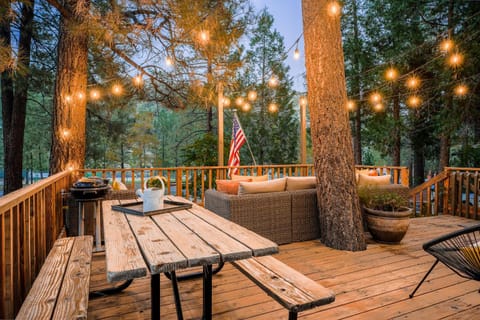 Patio, Natural landscape, View (from property/room), Balcony/Terrace