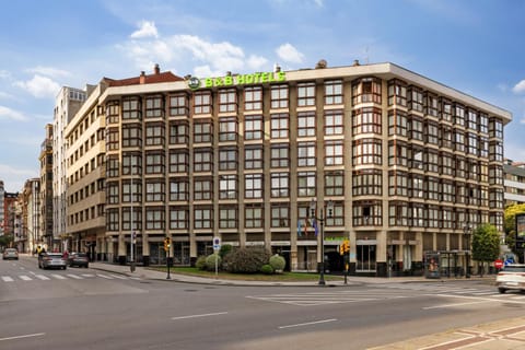 City view, Location