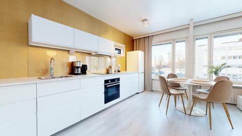 Coffee/tea facilities, Kitchen or kitchenette, Dining area, dishwasher, minibar, pet friendly, stove